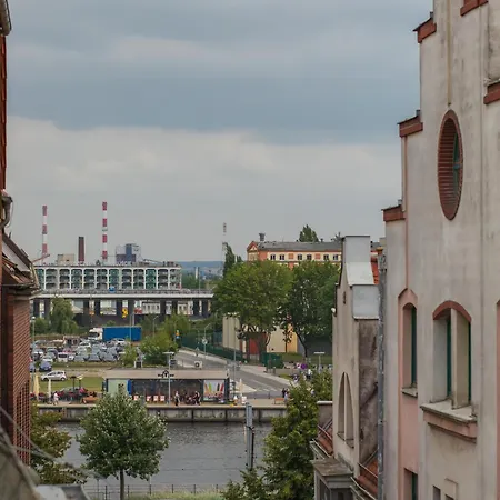 Targ Rybny Riverside By Bookinghost * Szczecin